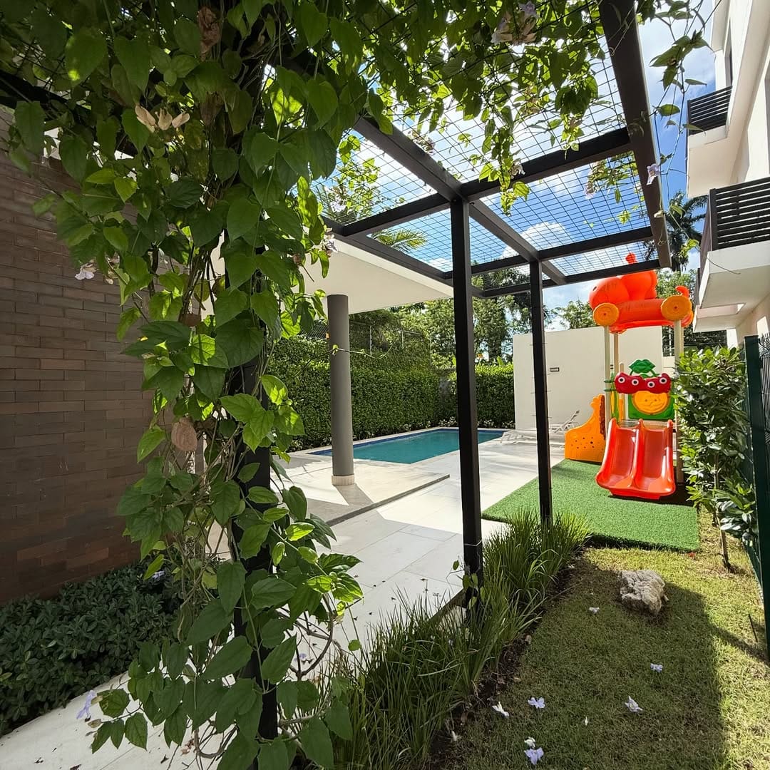 SnapInsta.to_584721888_18537942316050491_4251596776041429963_n