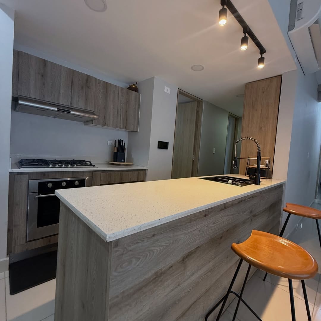 SnapInsta.to_627136238_18554639320050491_9091618278408718409_n