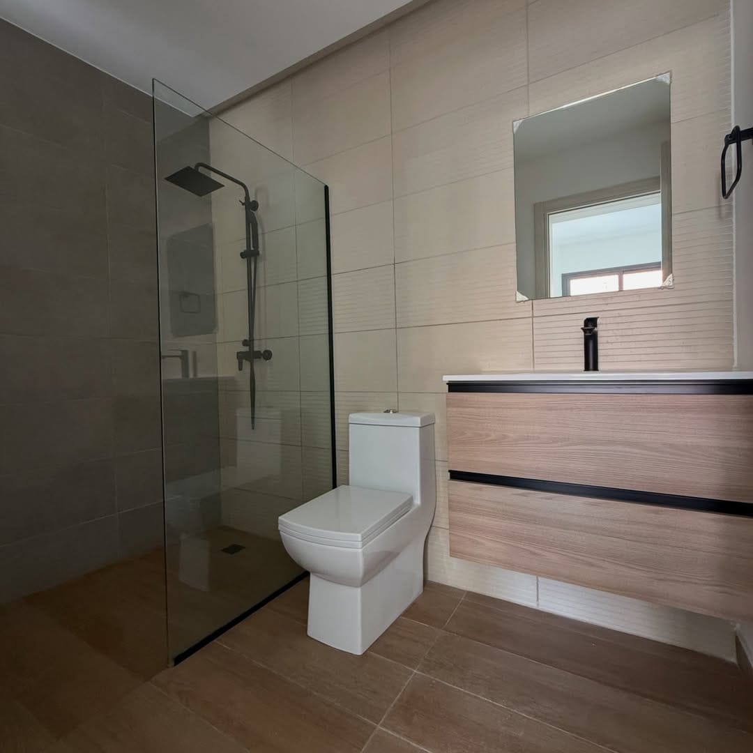 SnapInsta.to_639478561_18562096129050491_1656035013646985492_n