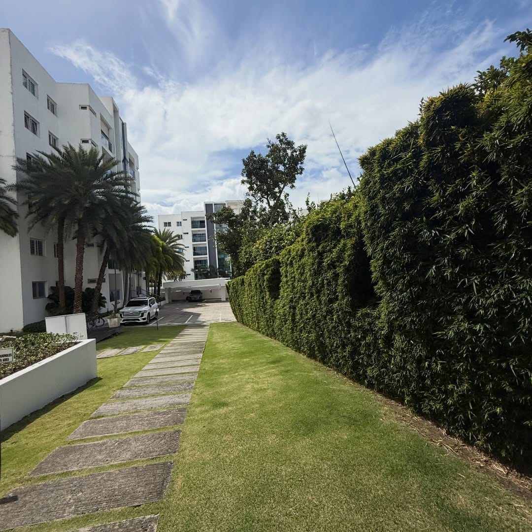 SnapInsta.to_641774781_18563833387050491_2897059626173495440_n