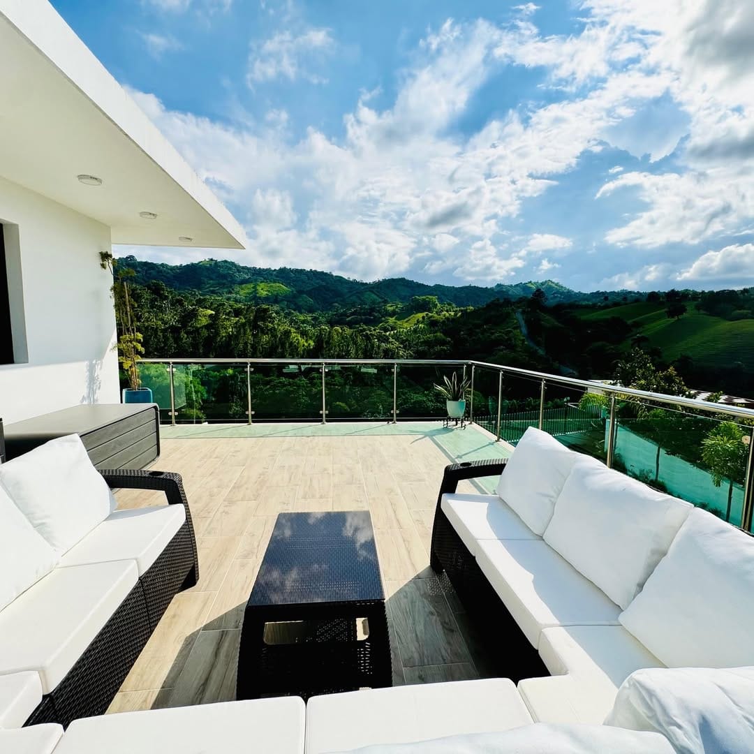 SnapInsta.to_642566249_18564122281050491_6671022282900347579_n