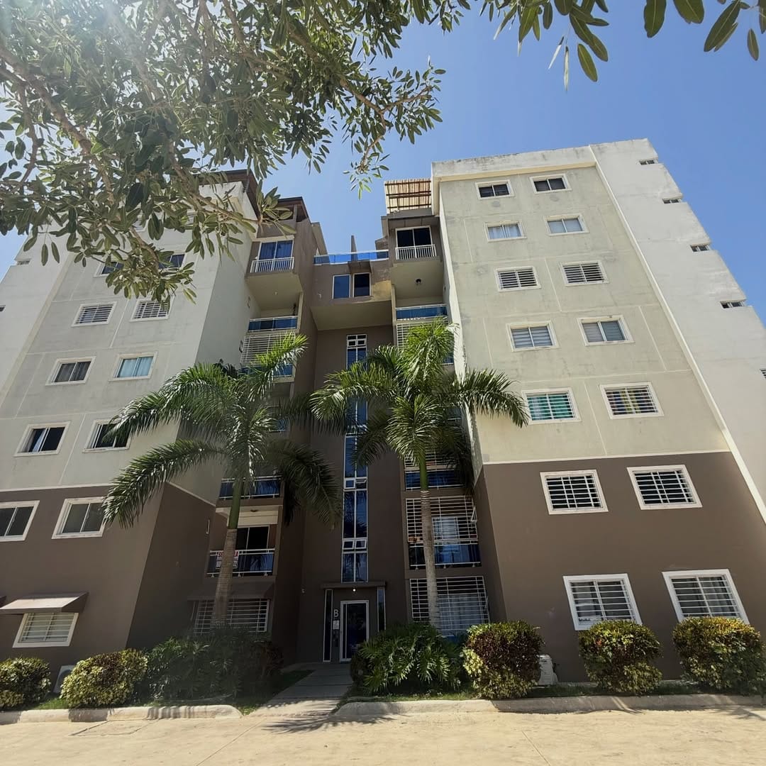 SnapInsta.to_639766975_18563315707050491_2984159605710312001_n