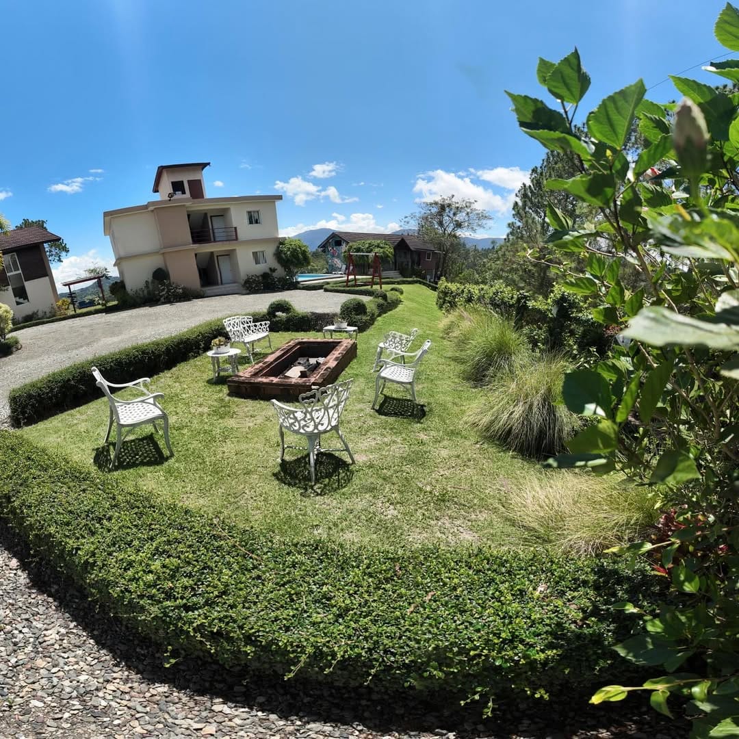 SnapInsta.to_660161336_18572782828050491_1366067931061733312_n